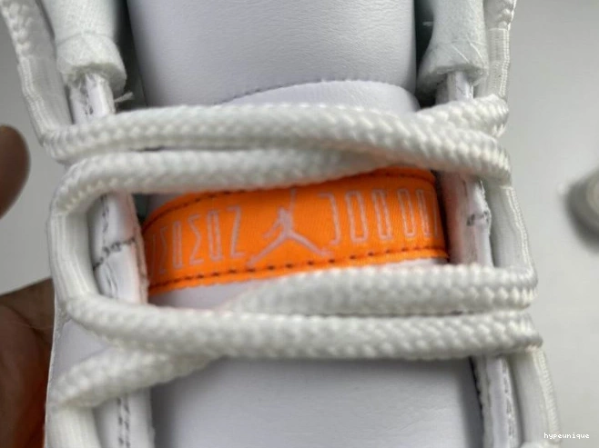 HYPE BRIGHT LOW CITRUS 11 RETRO JORDAN AIR AH7860-139 0701